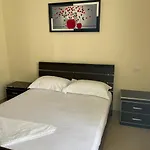 Roy Ii Apartment *