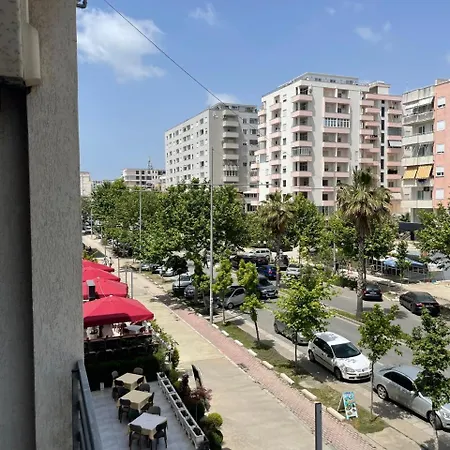 Roy Ii Appartamento Durrës